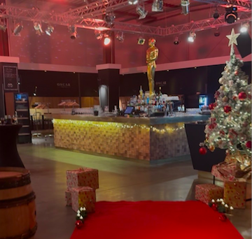 Anticipez vos événements de Noël : pourquoi l’organiser dans un lieu extérieur à l'entreprise ?